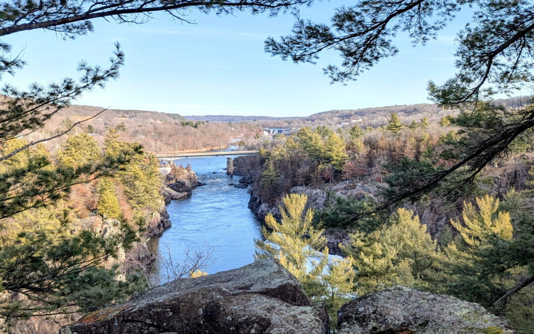 A view of the St. Croix River from the Summit Rock Trail.